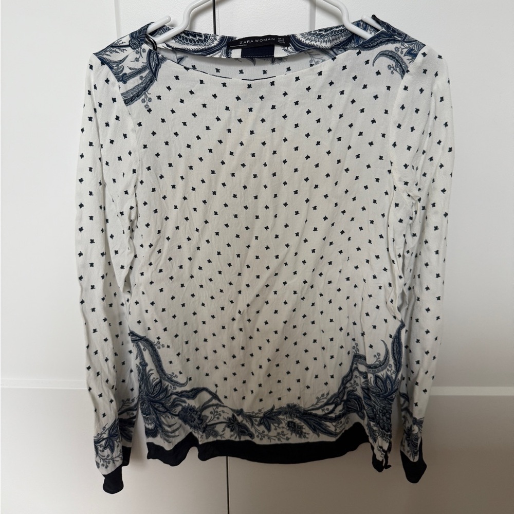 Zara Women Top Blouse Size S White Blue Floral Print Boat neck